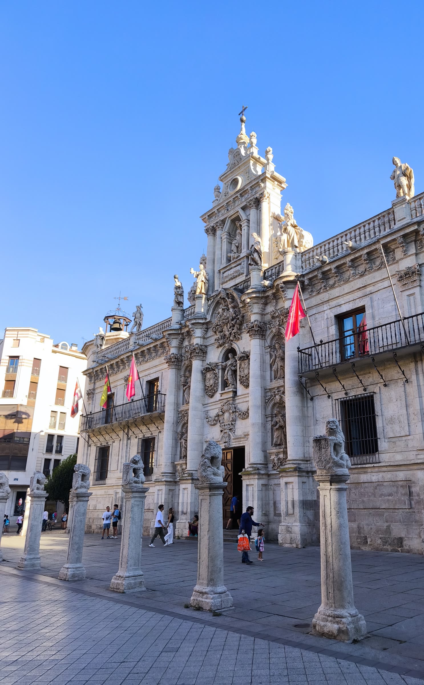 Fachada histórica de la Universidad de Valladolid